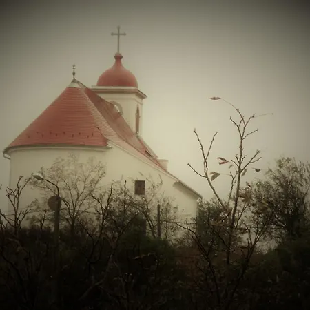 Mediterran Apartmán Pětikostelí